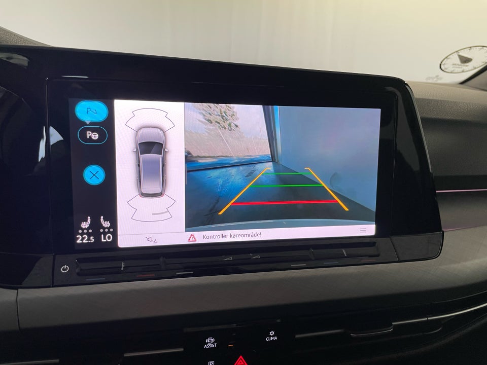 VW Golf VIII 1,5 eTSi 130 Life Variant DSG 5d