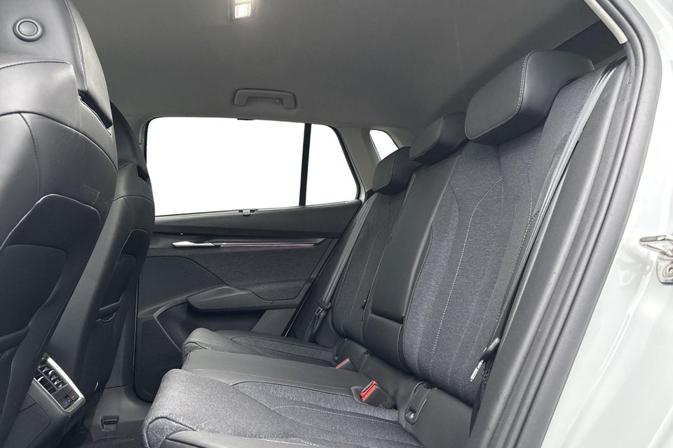 Skoda Elroq 60 iV 5d