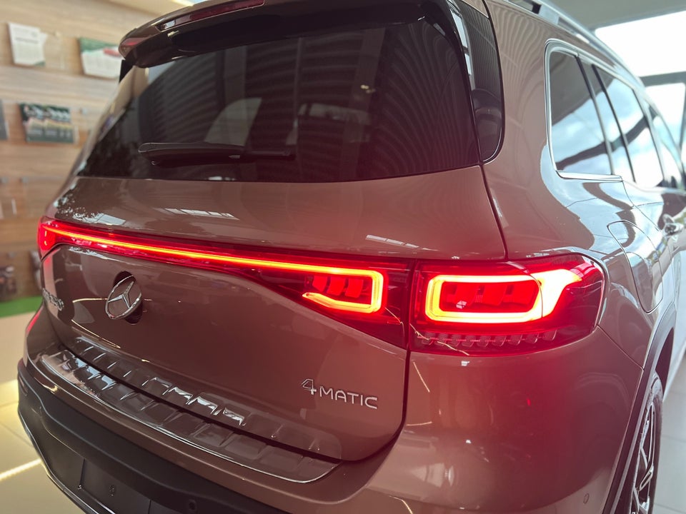 Mercedes EQB350 AMG Line Premium 4Matic 5d