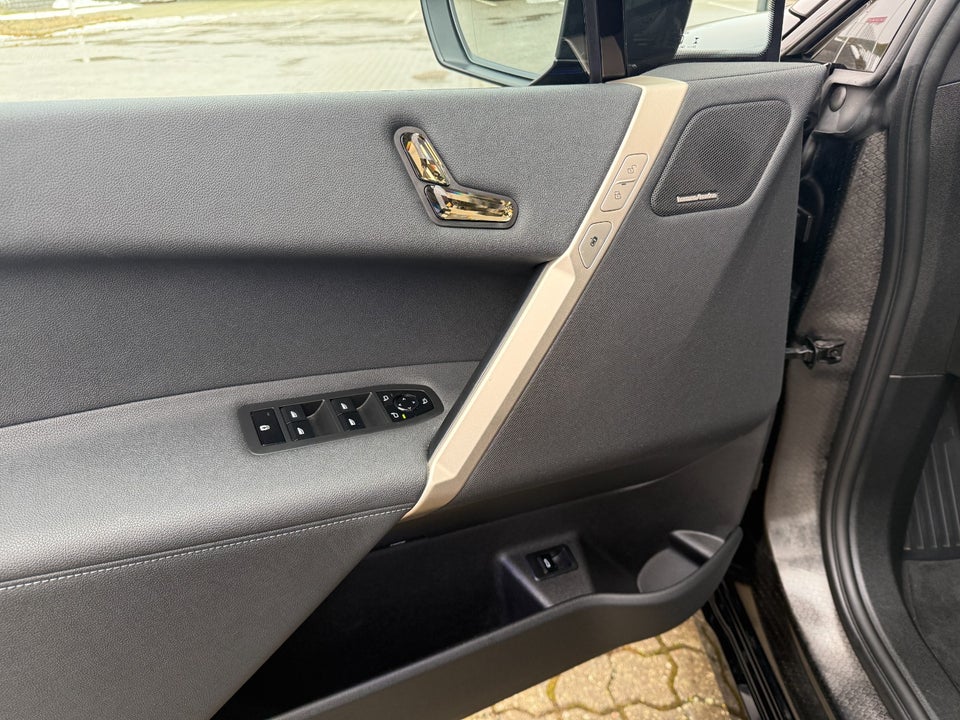 BMW iX xDrive50 Supercharged 5d