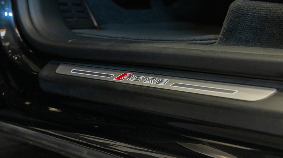 Audi RS Q8 4,0 TFSi quattro Tiptr. Van 5d
