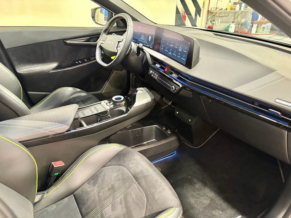 Kia EV6 77 GT Performance AWD 5d