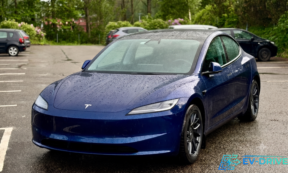 Tesla Model 3 RWD 4d