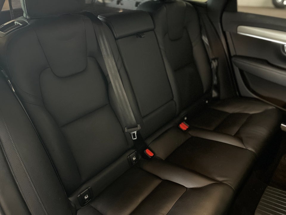 Volvo V90 2,0 T6 ReCharge Plus Dark aut. AWD 5d