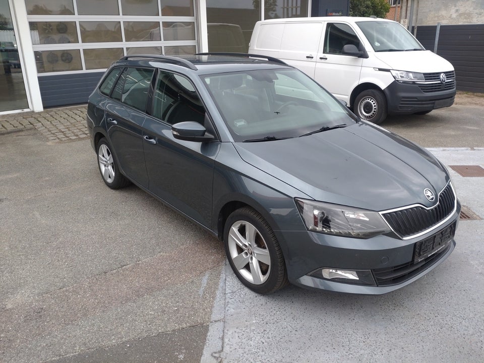 Skoda Fabia 1,0 TSi 110 Style Tour Combi DSG 5d
