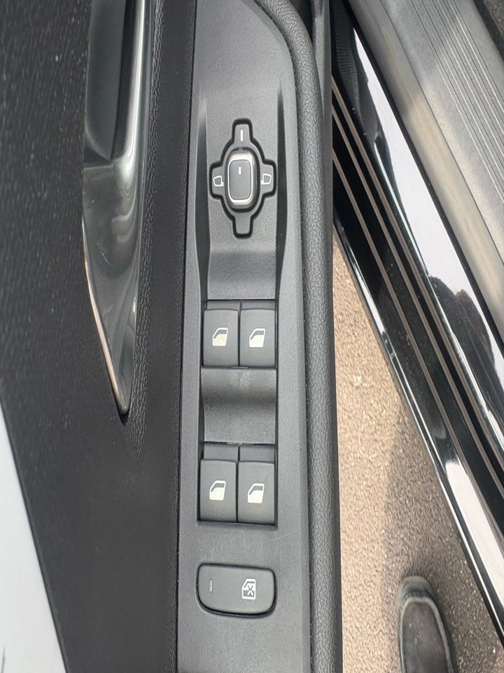 Opel Astra-e 54 Elegance Sports Tourer 5d