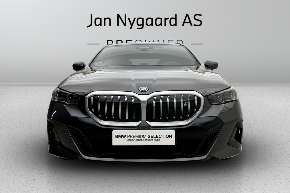 BMW i5 eDrive40 Touring Fully Charged 5d