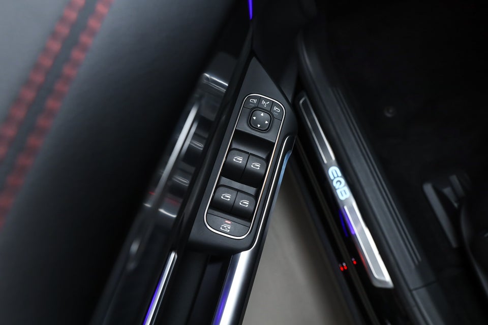 Mercedes EQB250+ AMG Advance 5d