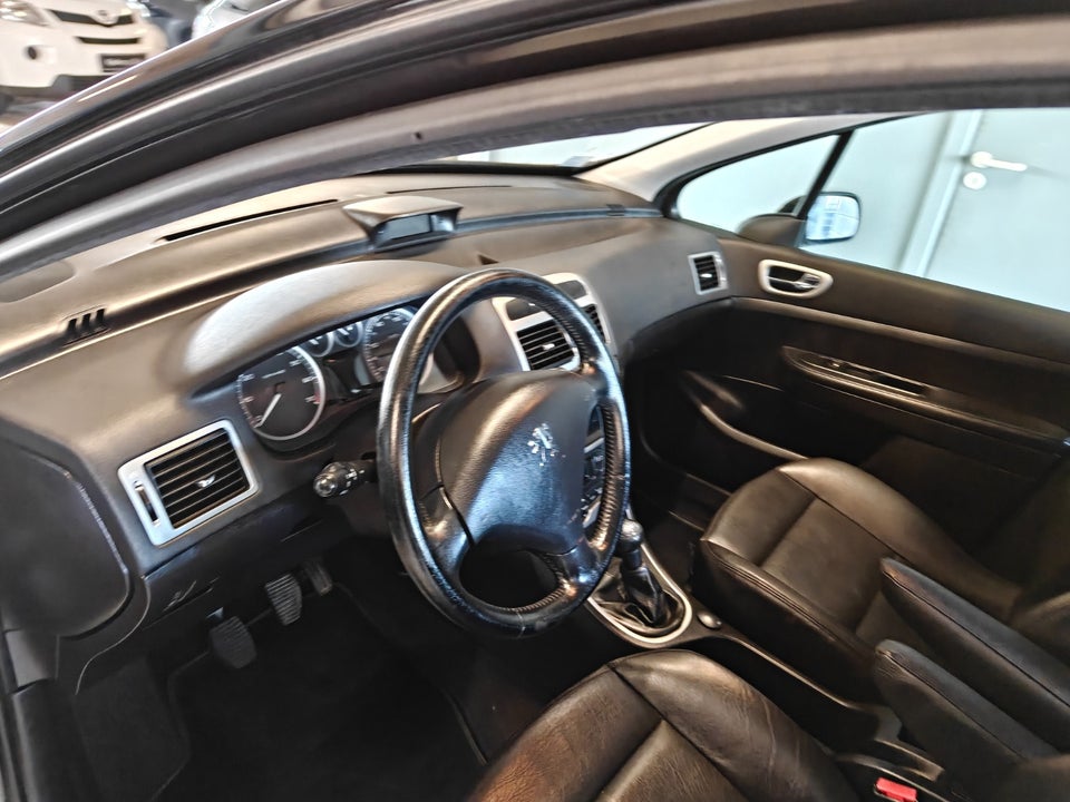 Peugeot 307 2,0 XS 5d