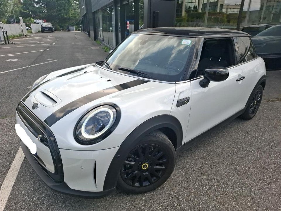 MINI Cooper SE Classic Trim 3d