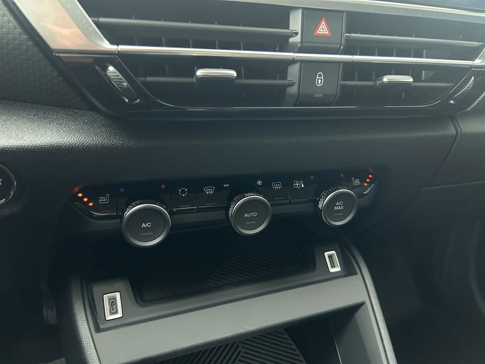 Citroën ë-C4 50 Shine 5d