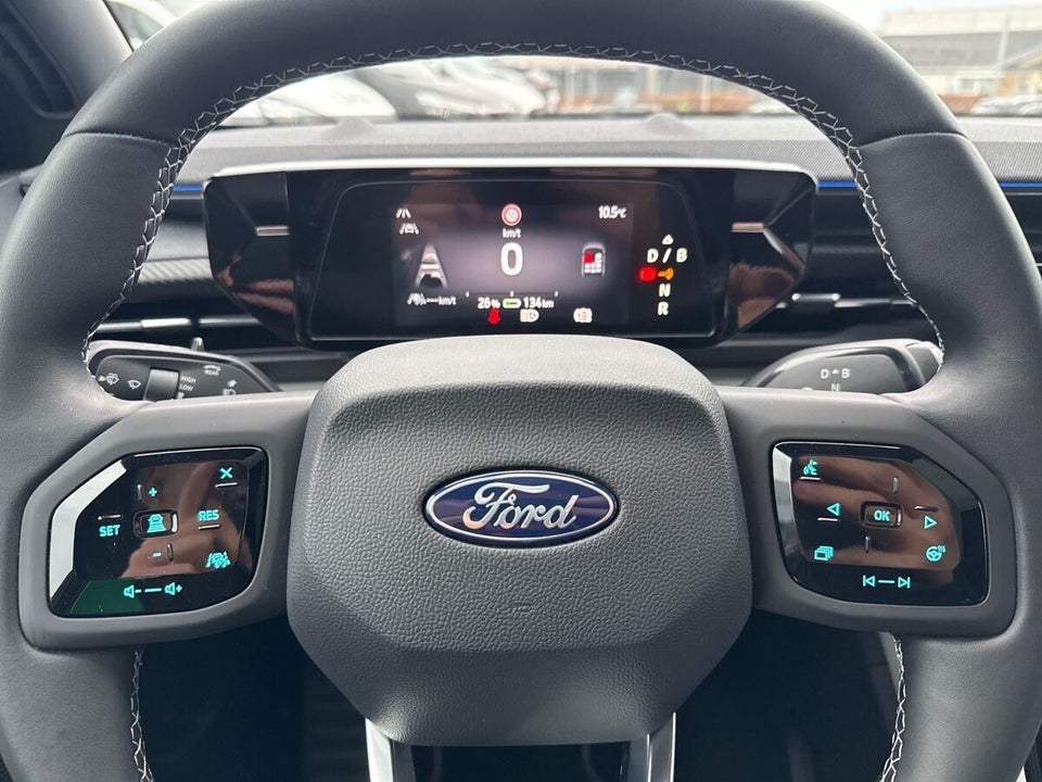 Ford Explorer 82 Premium Extended Range 5d