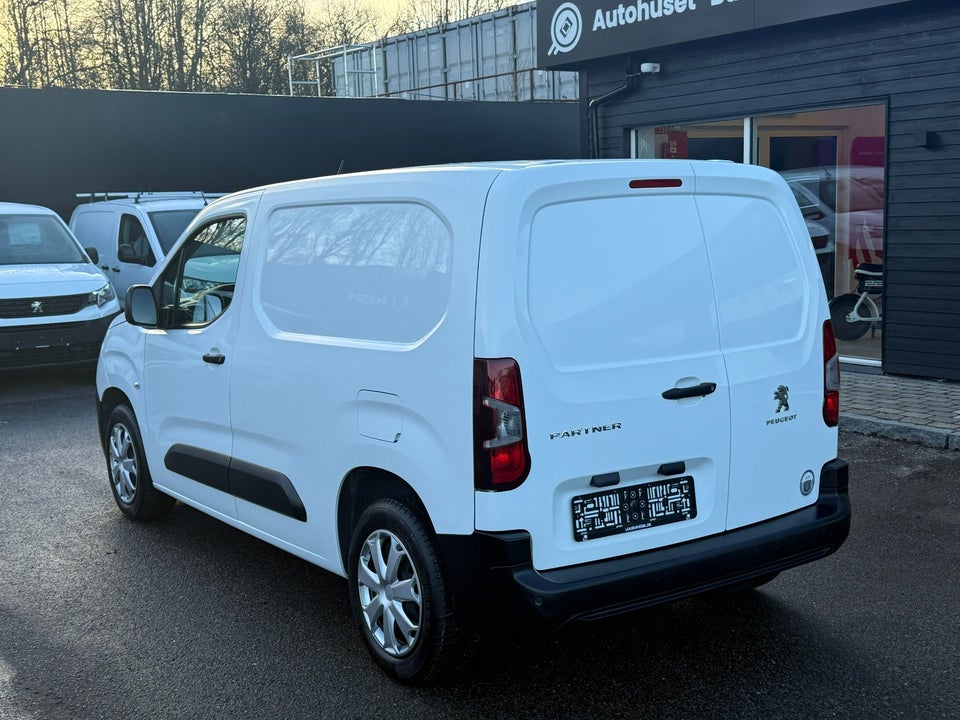 Peugeot Partner 1,5 BlueHDi 130 L1V1 Plus EAT8 Van
