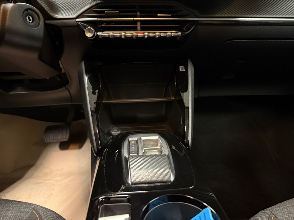 Peugeot e-208 50 Style 5d