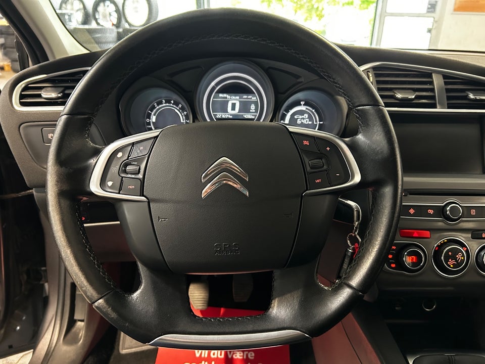 Citroën C4 1,6 BlueHDi 100 Feel 5d