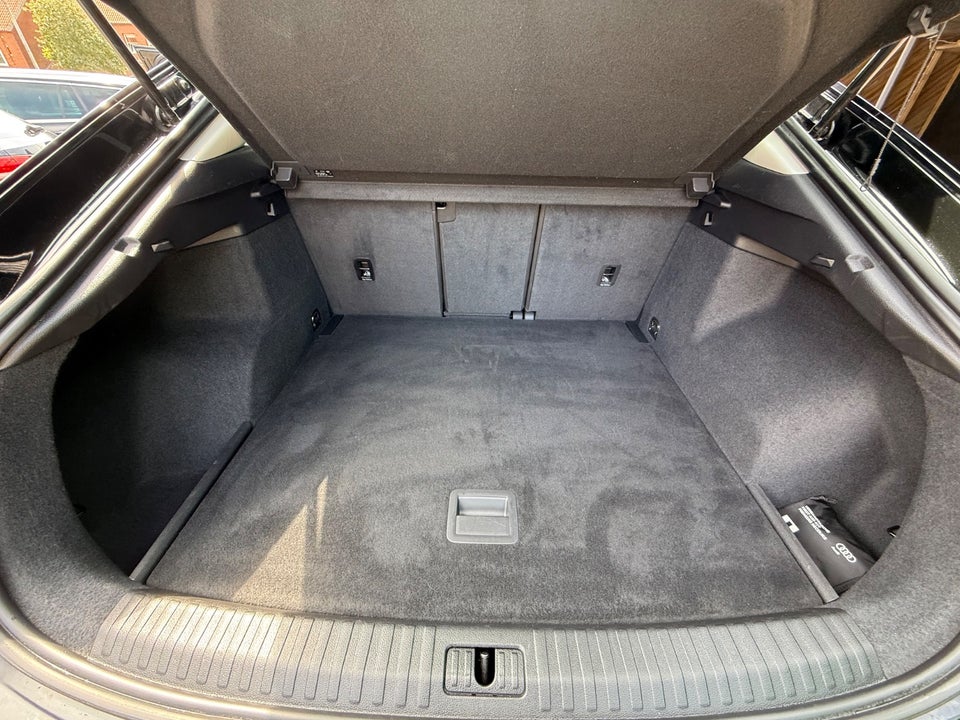 Audi Q3 35 TDi Prestige Sportback S-tr. 5d