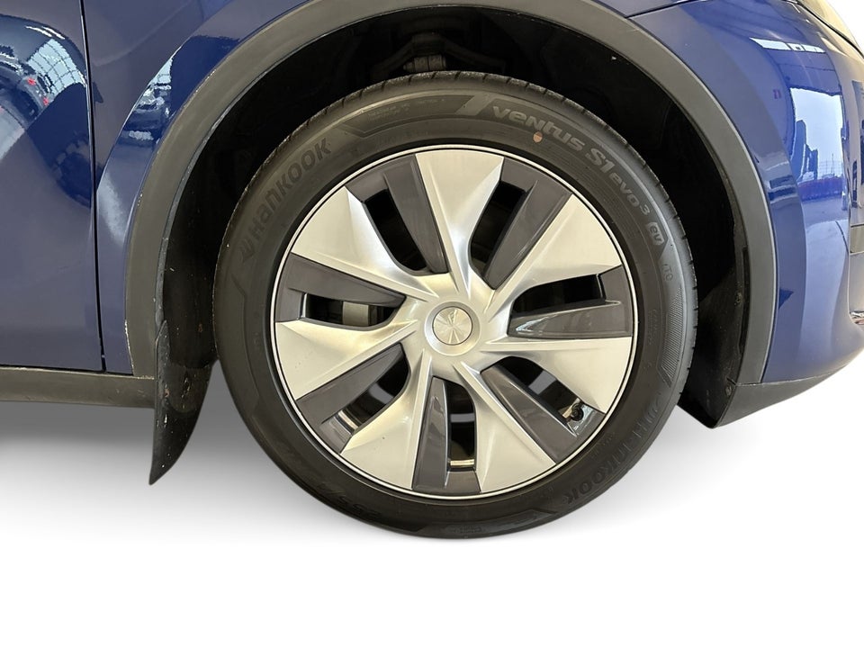 Tesla Model Y RWD 5d
