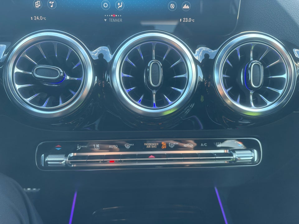 Mercedes EQA350 AMG Line 4Matic 5d