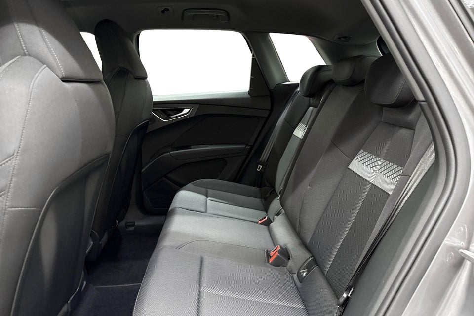 Audi Q4 e-tron 45 Progress 5d