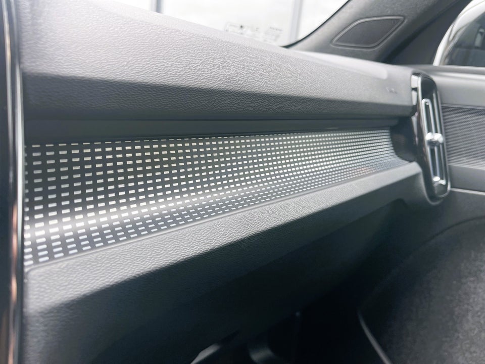 Volvo XC40 P6 ReCharge Plus 5d