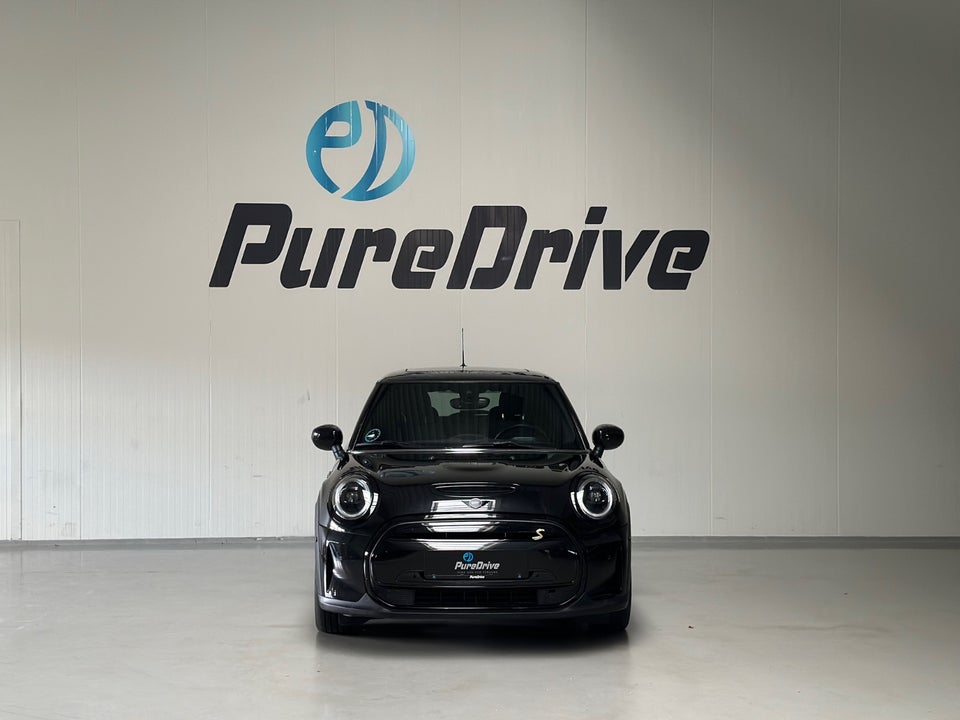 MINI Cooper SE Classic Trim 3d