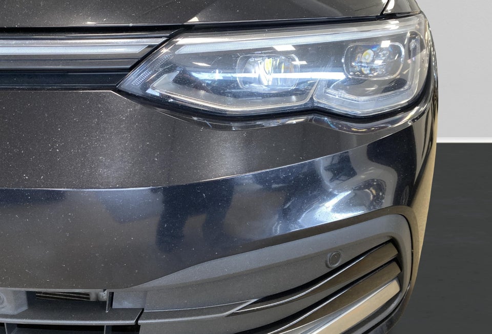 VW Golf VIII 1,5 eTSi 150 Style DSG 5d