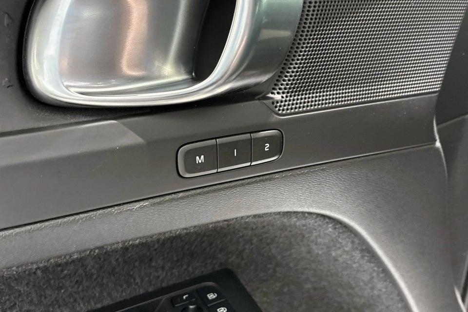 Volvo XC40 P6 ReCharge Plus 5d