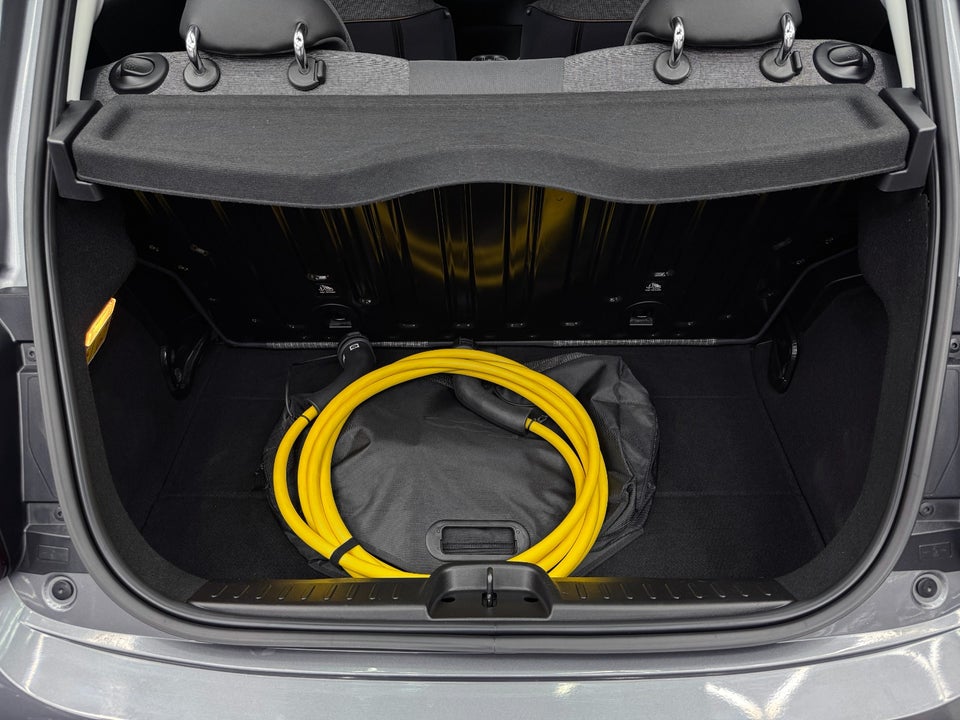 Fiat 500e 42 Icon 3d