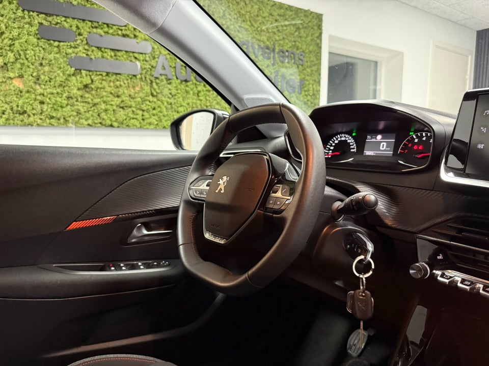 Peugeot 208 1,2 PureTech 75 Like 5d