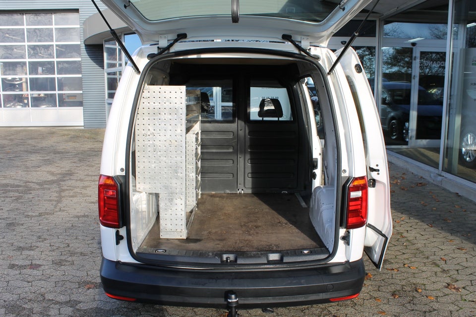 VW Caddy 2,0 TDi 102 BMT Van 4d