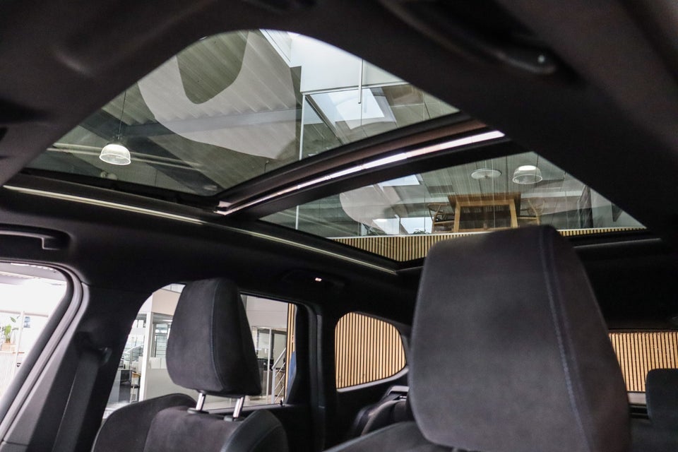 BMW iX1 xDrive30 Fully Charged M-Sport 5d