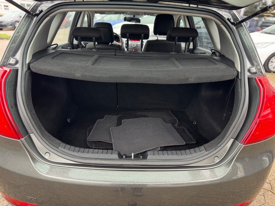 Kia Ceed 1,6 CRDi 90 Active 5d