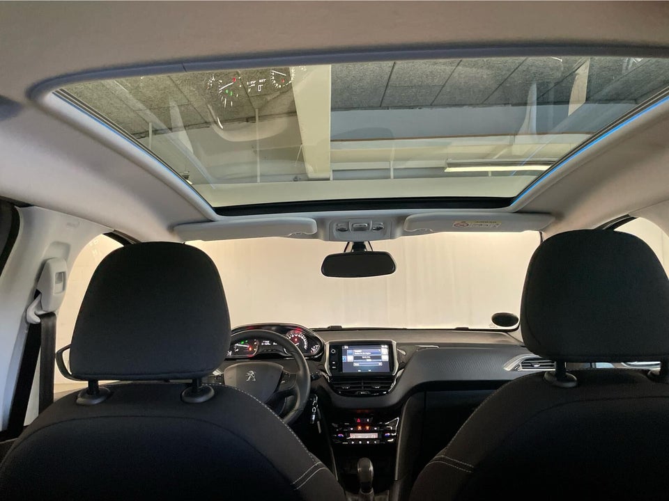 Peugeot 208 1,6 BlueHDi 100 Desire Sky 5d