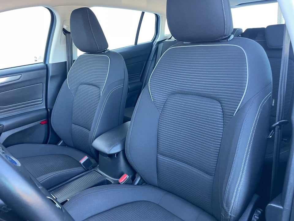 Ford Focus 1,0 EcoBoost mHEV Titanium X stc. 5d