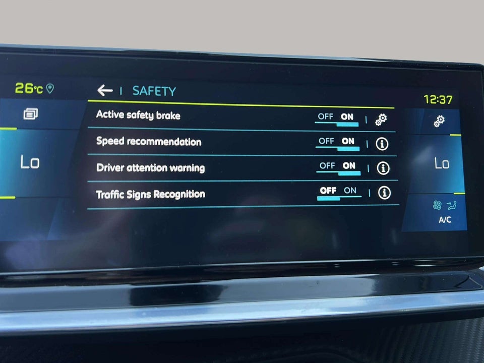 Peugeot e-208 50 Active Pack 5d