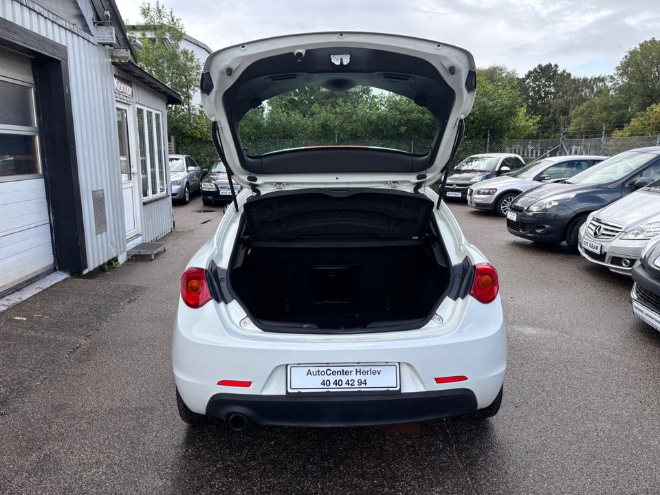Alfa Romeo Giulietta 1,4 M-Air 170 Distinctive 5d