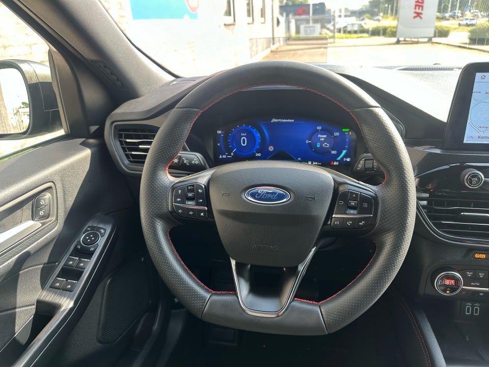 Ford Kuga 2,5 PHEV ST-Line X CVT 5d