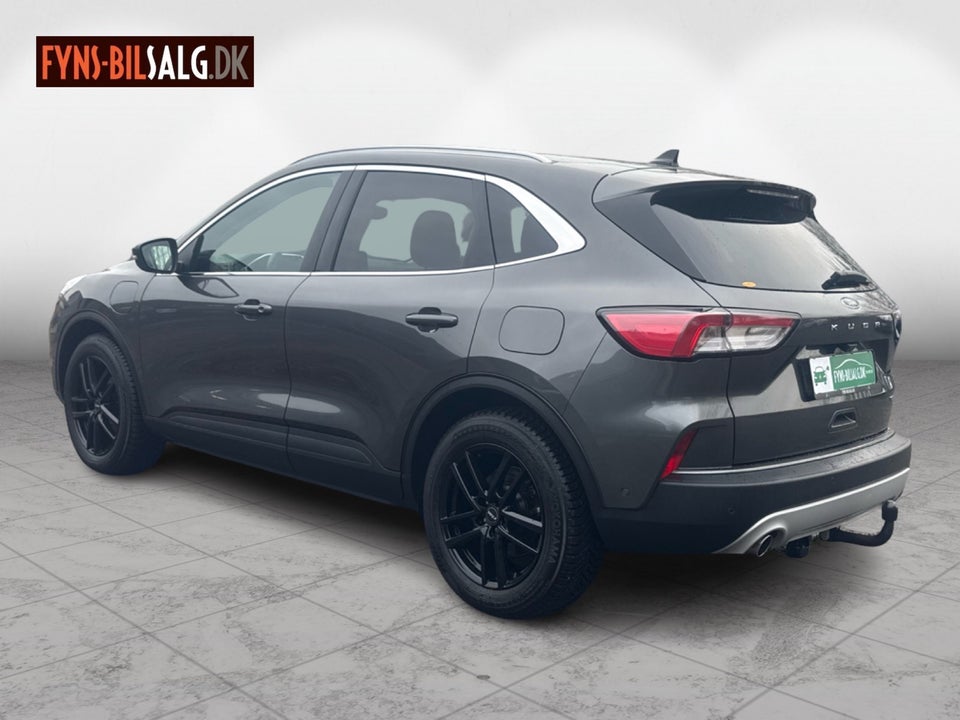 Ford Kuga 2,5 PHEV Titanium CVT 5d