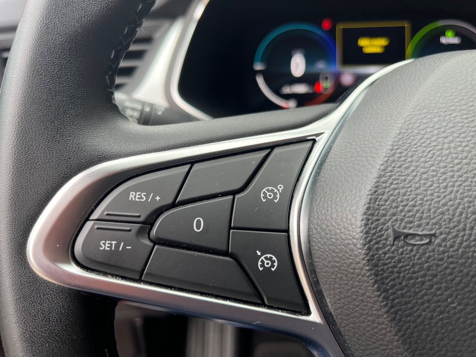 Renault Captur 1,6 E-Tech Zen 5d