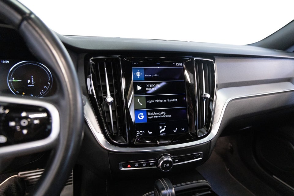Volvo V60 2,0 T6 ReCharge R-Design aut. AWD 5d