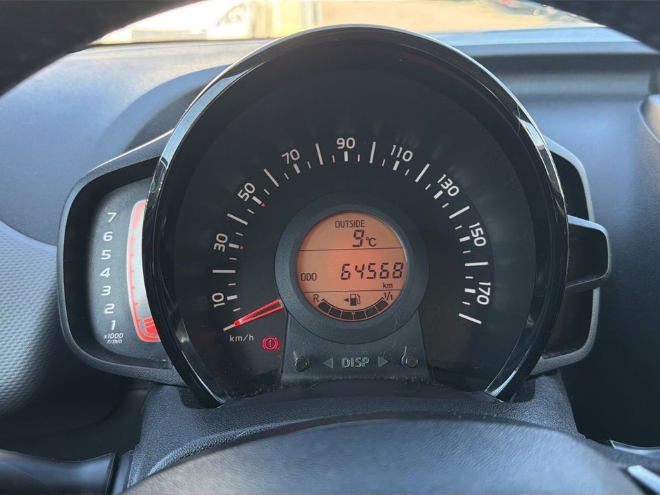 Peugeot 108 1,0 e-VTi 72 Allure+ 5d