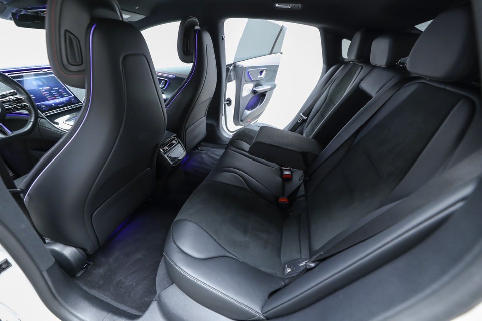 Mercedes EQE350 AMG Line Premium 4d