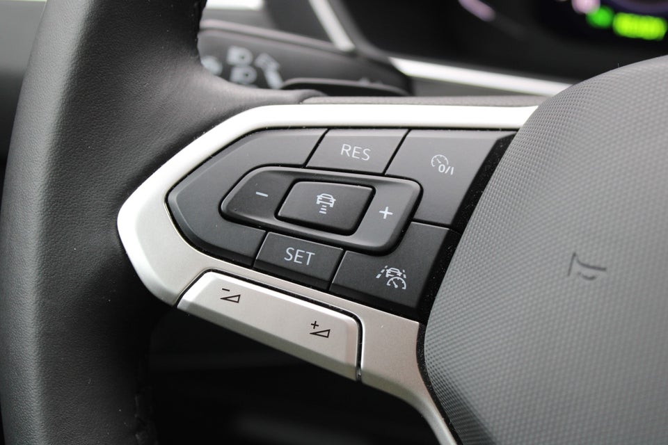 VW Tiguan 1,4 eHybrid Elegance DSG 5d