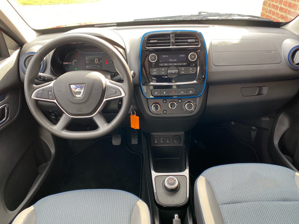 Dacia Spring Comfort 5d