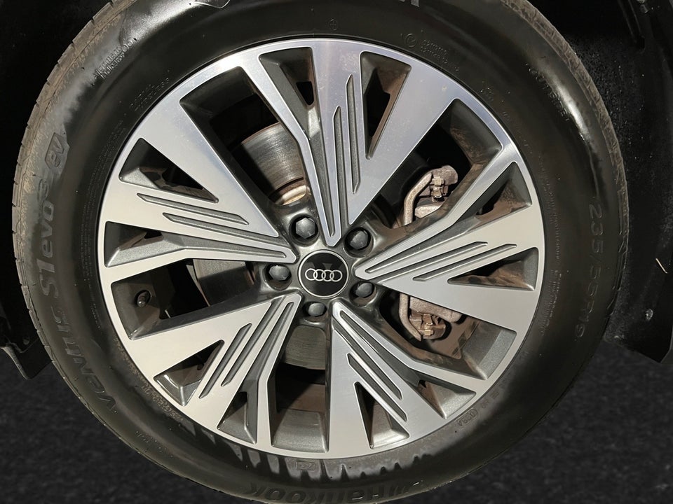 Audi Q4 e-tron 45 Progress 5d