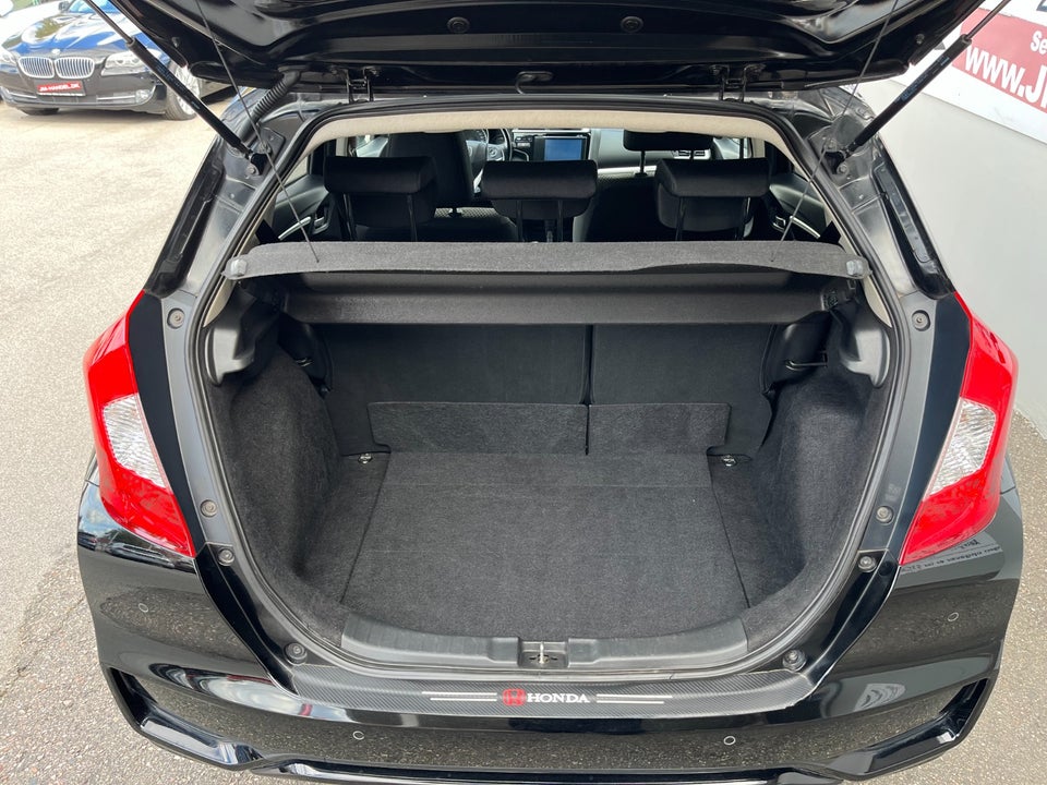 Honda Jazz 1,3 i-VTEC Elegance CVT 5d