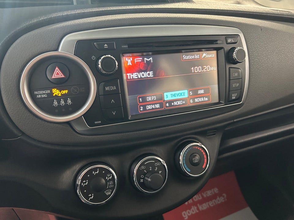 Toyota Yaris 1,3 VVT-i T1 5d