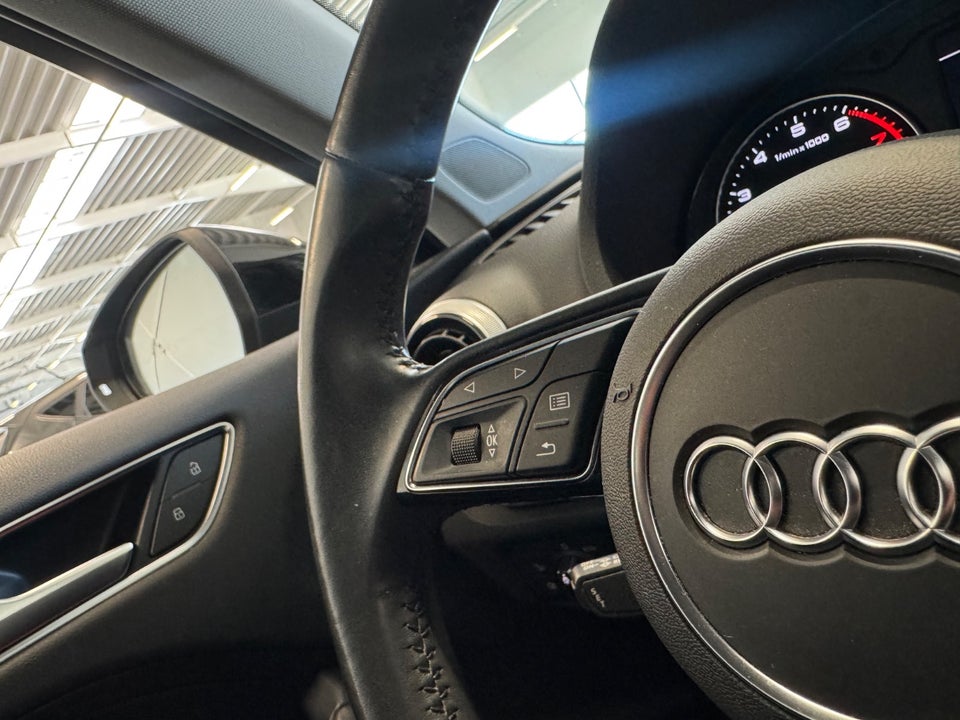 Audi A3 40 TFSi S-line Sport S-tr. 5d