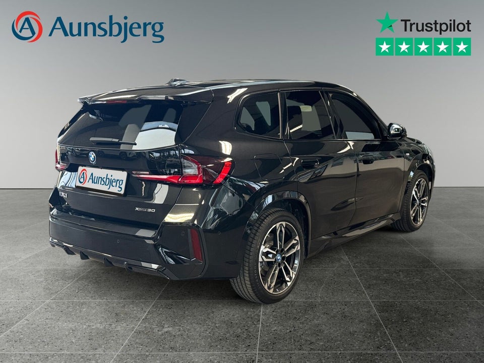 BMW iX1 xDrive30 M-Sport 5d