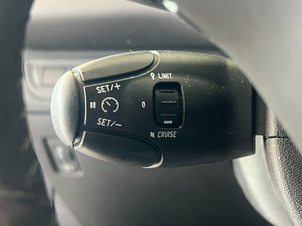 Peugeot 208 1,2 PureTech 82 Active 5d
